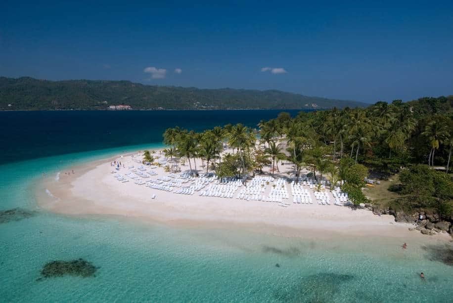 Descubra quais são os destinos mais baratos no Caribe