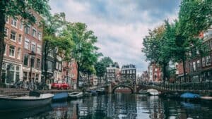 12 passeios para explorar Amsterdã de um jeito diferente