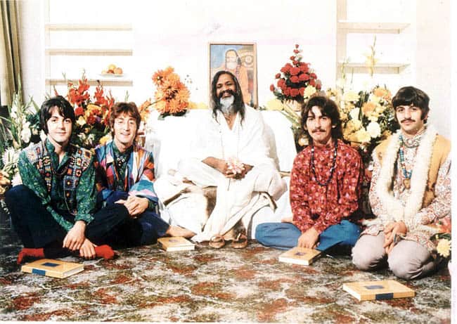 Retiro espiritual dos Beatles reabre na Índia
