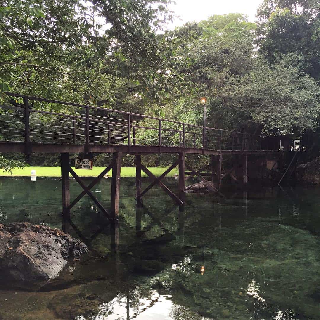 Thermas de Lagoa Santa, hospedagem com piscina natural termal em Goiás
