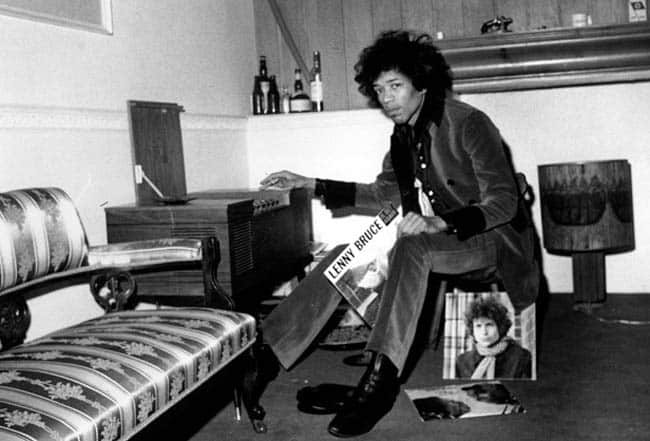 Apartamento de Jimi Hendrix em Londres se transforma em museu do artista