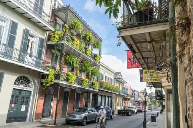 Encante-se por Nova Orleans, terra do jazz e do Carnaval de rua 