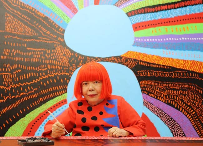 Famosa por sua obsessão em bolinhas, Yayoi Kusama abre um museu em Tóquio