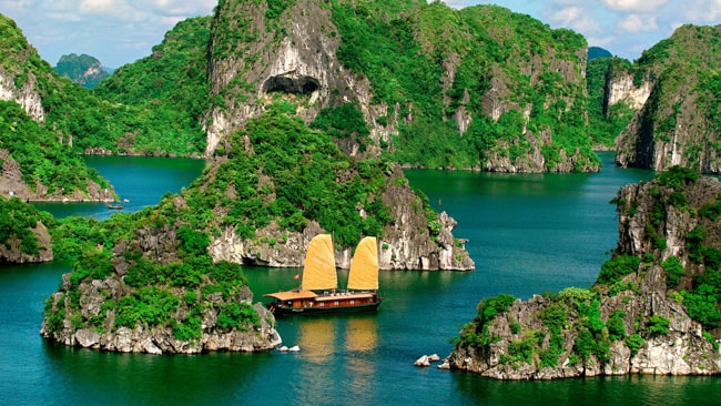 Conheça a Ha Long Bay, um dos lugares mais impressionantes da Ásia