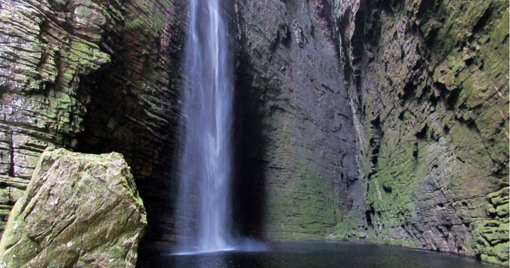 Cachoeira da Fumacinha: uma das mais belas da Chapada Diamantina e do Brasil