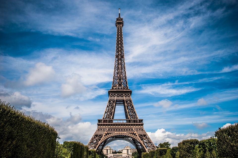 8 lugares secretos em Paris para fazer fotos incríveis!  Paris pontos  turisticos, Dicas de viagem para paris, Lugares secretos