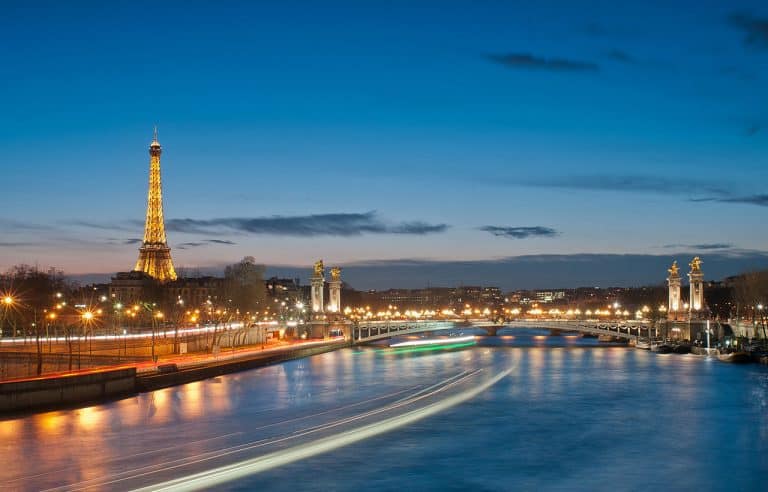 Os melhores lugares para tirar fotos da Torre Eiffel: garanta um click perfeito