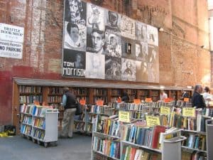 Brattle Bookshop: sebo a céu aberto é um dos maiores e mais antigos do Estados Unidos