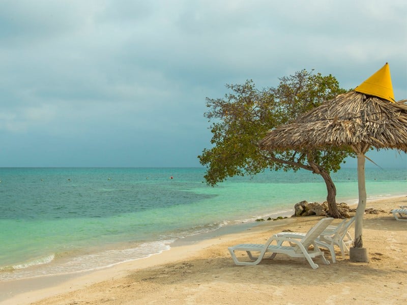 O Caribe como você nunca viu: surpreenda-se com a Isla Palma na Colômbia