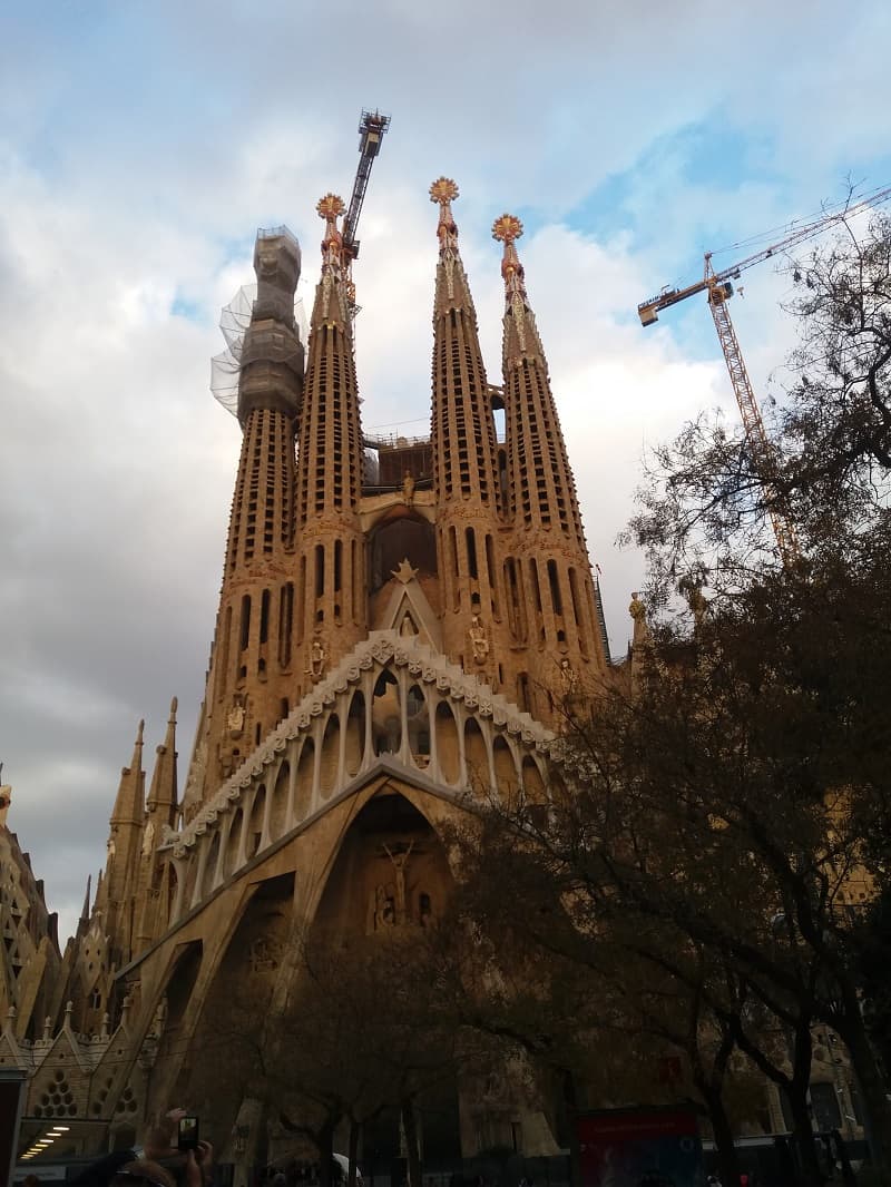 Barcelona está entre os melhores destinos para viajar em 2019. Na foto, a Sagrada Família.