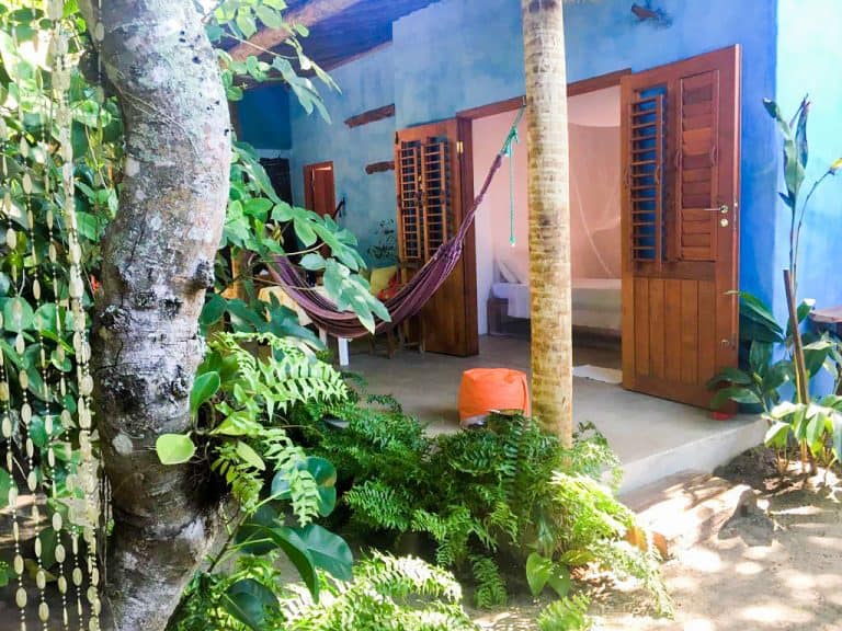 Hospedagem em Caraíva oferece spa e ducha no meio da natureza