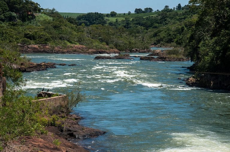 Partiu, Piraju? Município no interior paulista tem lindas cachoeiras e praias de águas doce