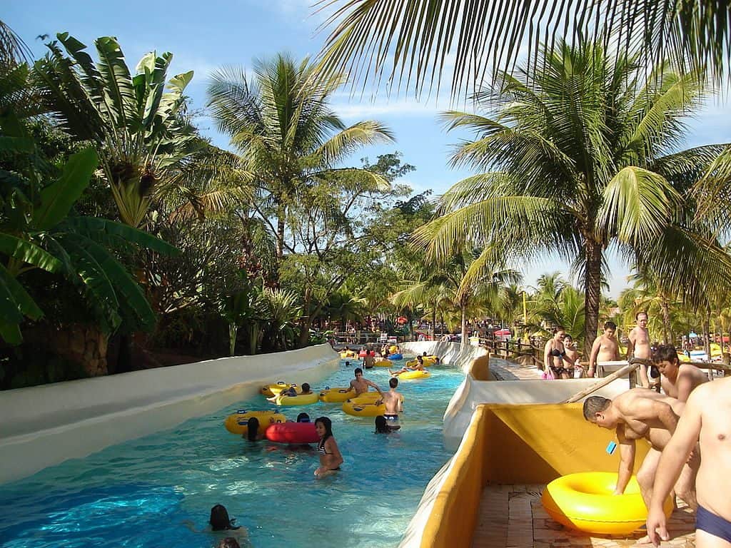 Conheça o parque aquático com águas quentes do interior de São Paulo -  Thermas Water Park