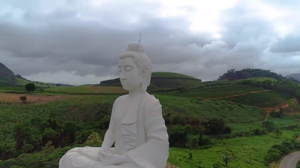 Buda gigante de Ibiraçu