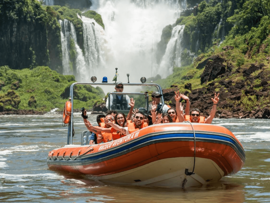 Macuco Safari: adrenalina em Foz do Iguaçu