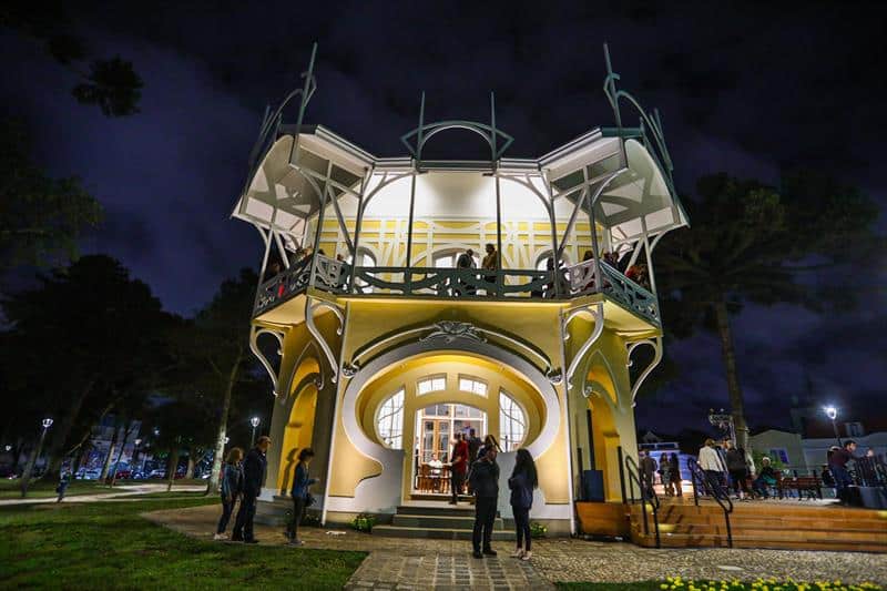 Palácio Belvedere – café em um palácio histórico em Curitiba