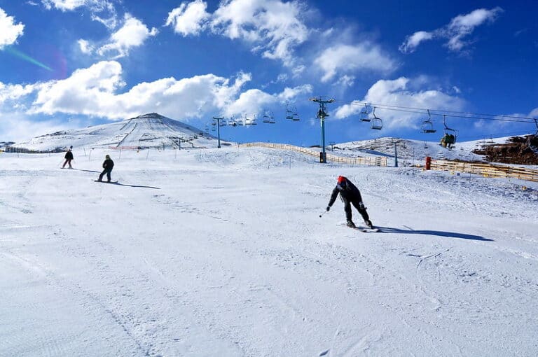 Quer saber como e onde esquiar no Chile? Confira as melhores opções!