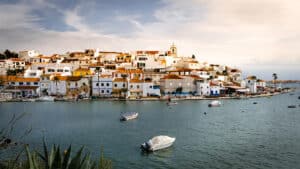 Ferragudo em Portugal: será que o lugar mais lindo de Algarve está aqui?