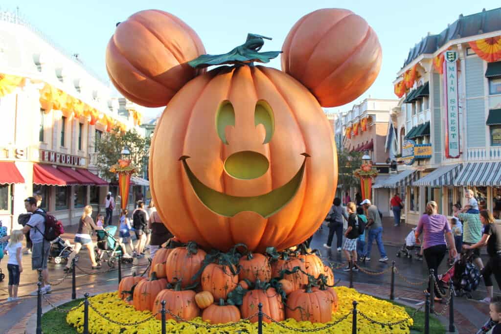 Halloween Disney 2023 - datas anunciadas para o evento deste ano!