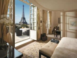 Lua de Mel em Paris: dicas de passeios e hotéis românticos