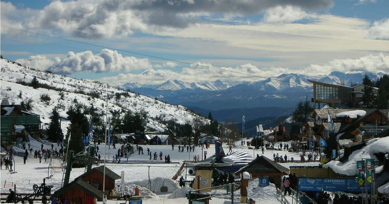 Neve em Bariloche: dicas e quando viajar para curtir as estações de esqui 