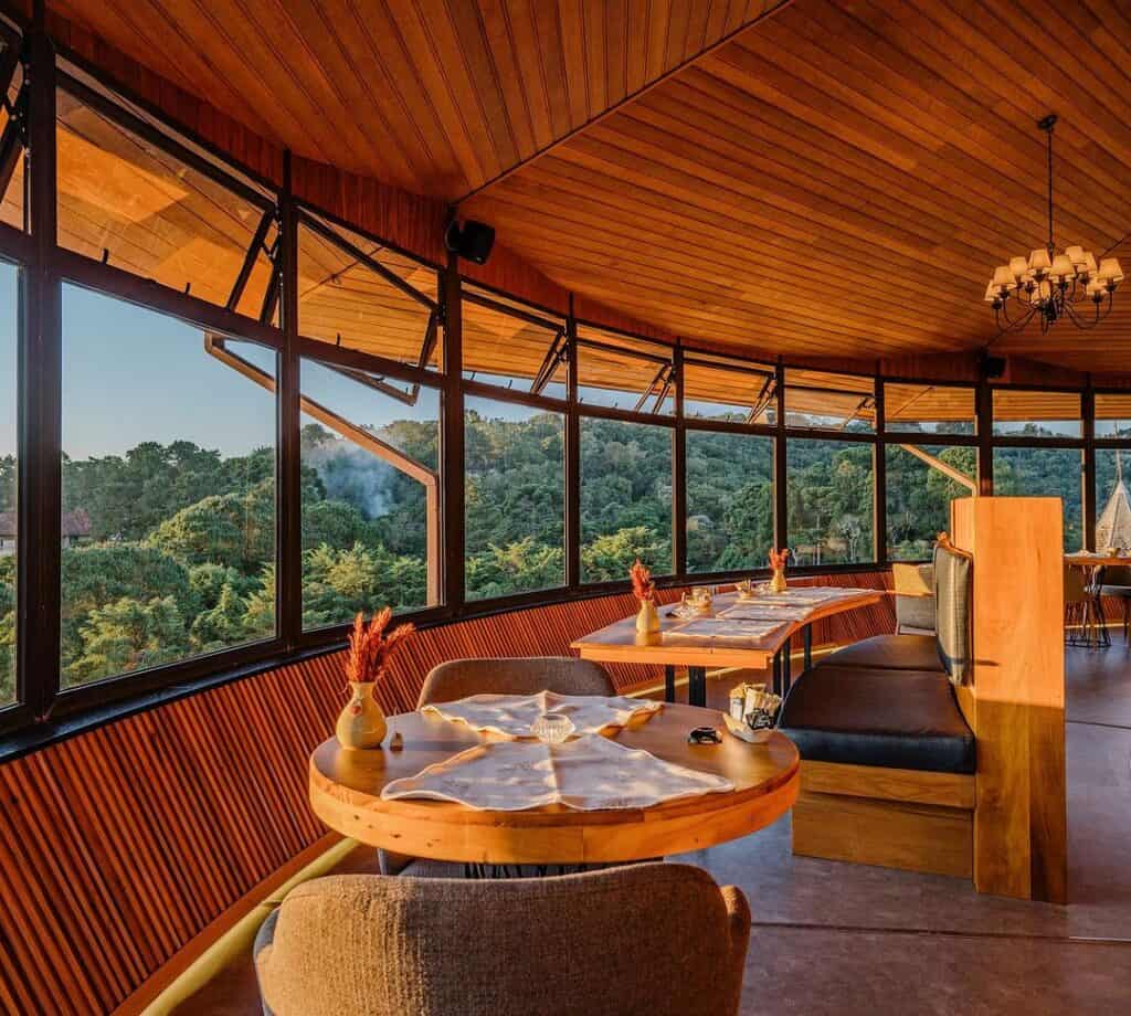 Sierra 360º: conheça o primeiro restaurante giratório em Monte Verde