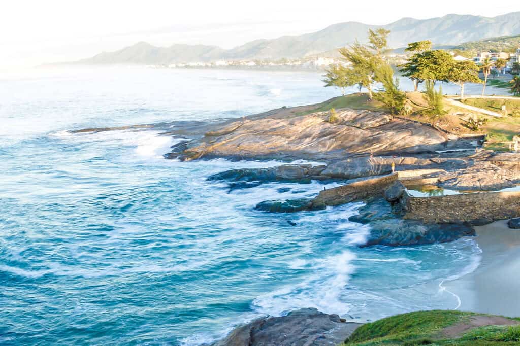 praias para surfar no Brasil