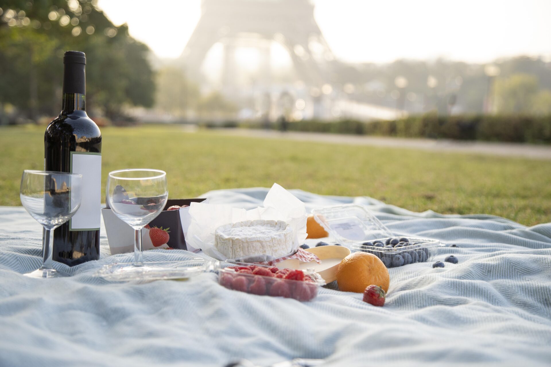 Restaurantes românticos em Paris: guia de experiências imperdíveis