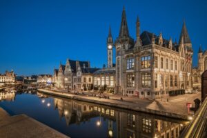 Guia de Gante na Bélgica: conheça a cidade, seus canais e passeios