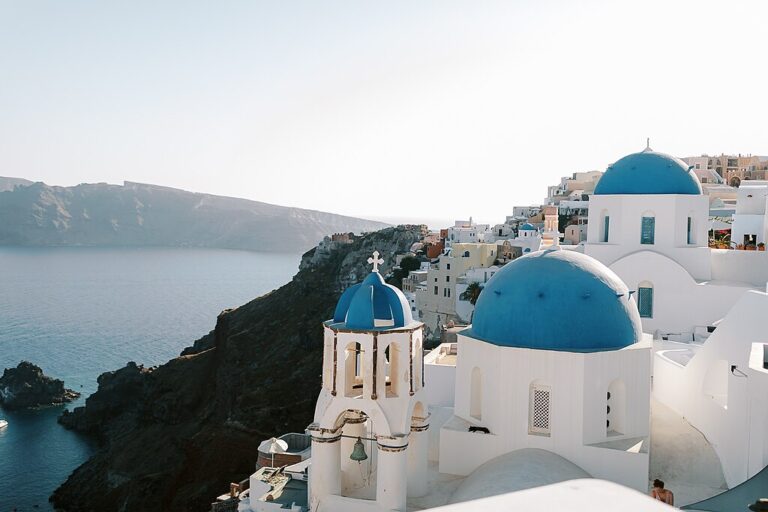 O que fazer em Santorini: guia completo para curtir a popular ilha grega