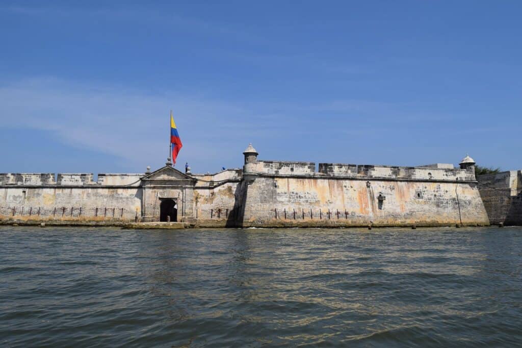 passagem aérea barata para Cartagena