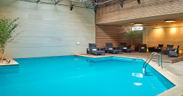 Curitiba, PR: Hotel no centro da cidade com piscina aquecida e mais!