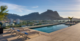 Barra da Tijuca, RJ: hotel perto da praia com piscina e mais.