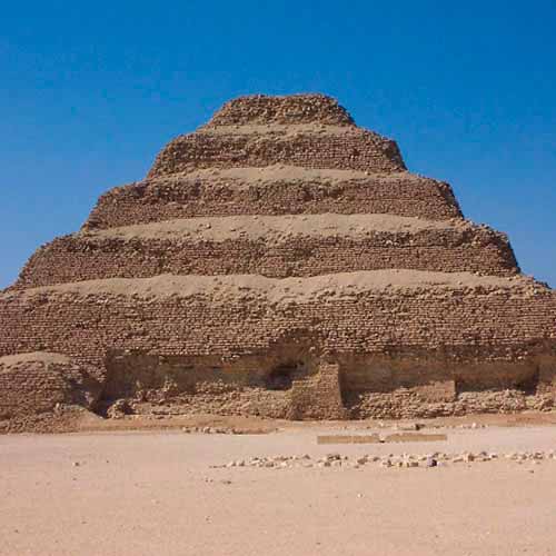 Pirâmide de Saqqara (Djoser)